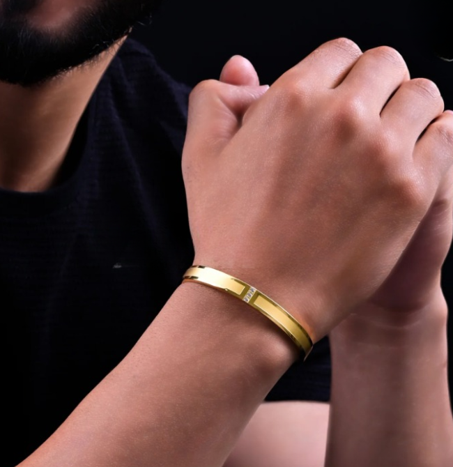 Matte and Shiny Finish with Three Diamond Gold Bracelet for Men