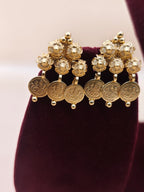 Antique gold-finish for a classic temple jewelry look
