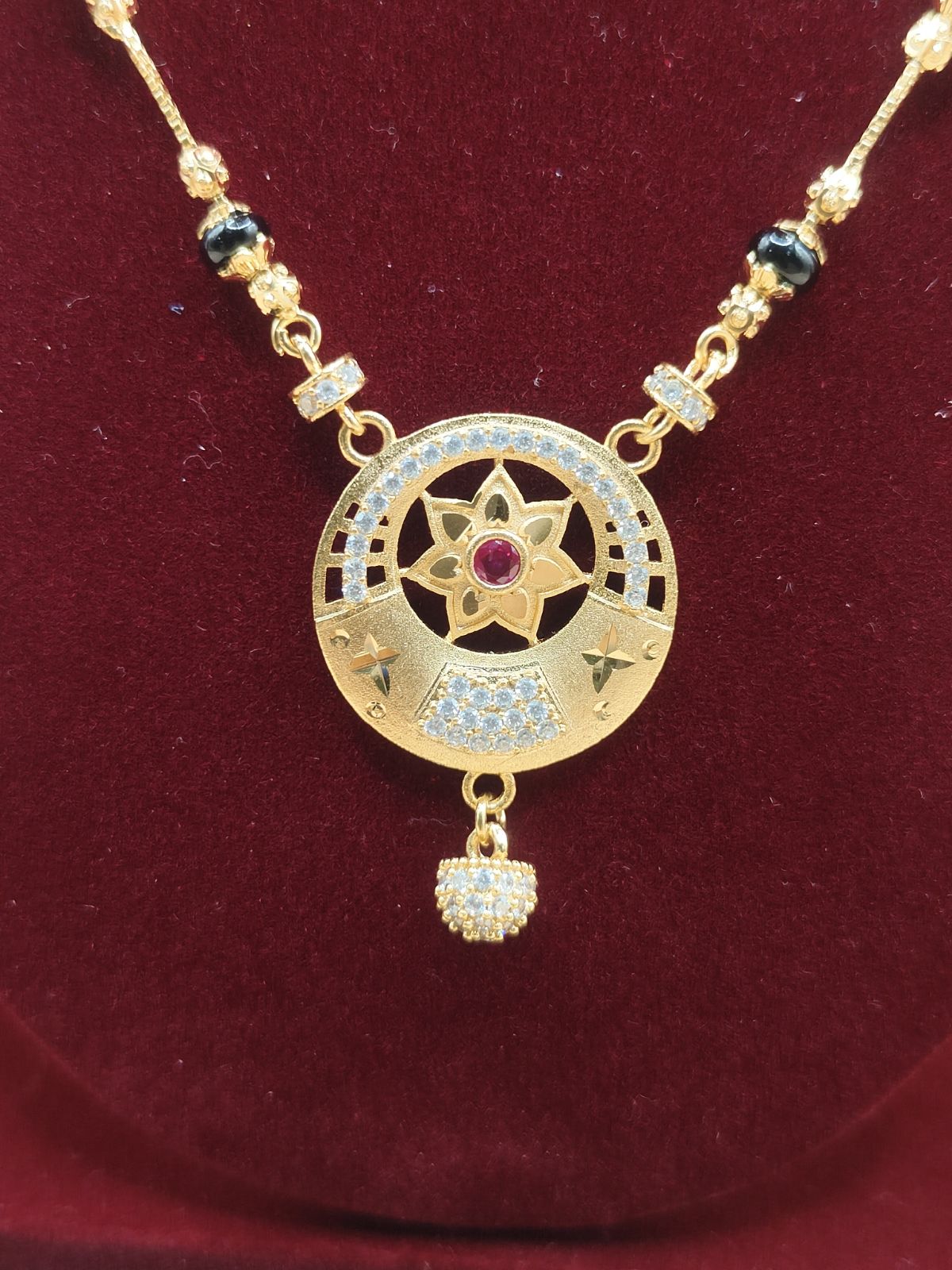 Elegant Floral Circle Pendant Mangalsutra with Black Beads