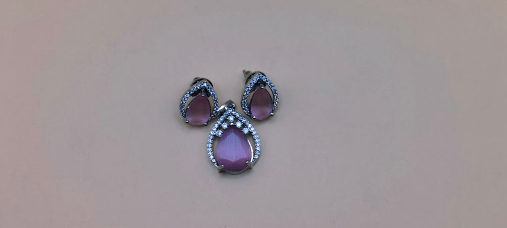 Lavender Crystal Teardrop Pendant & Earrings