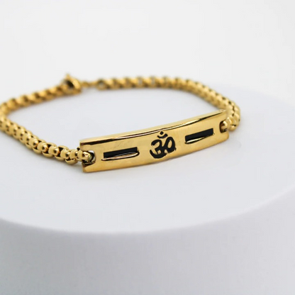 Premium Om Loose Gold Bracelet For Men With Black Line Pattern (8 Inch)