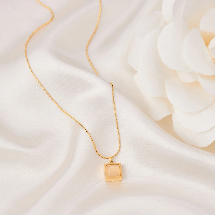 Rectangle Pendant Necklace