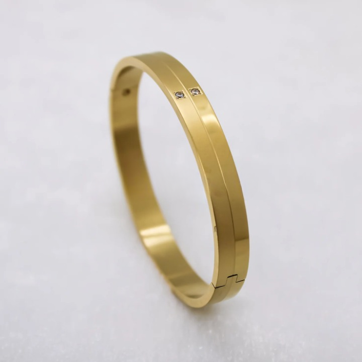 Matte Shiny Bracelet For Men With Two Diamonds