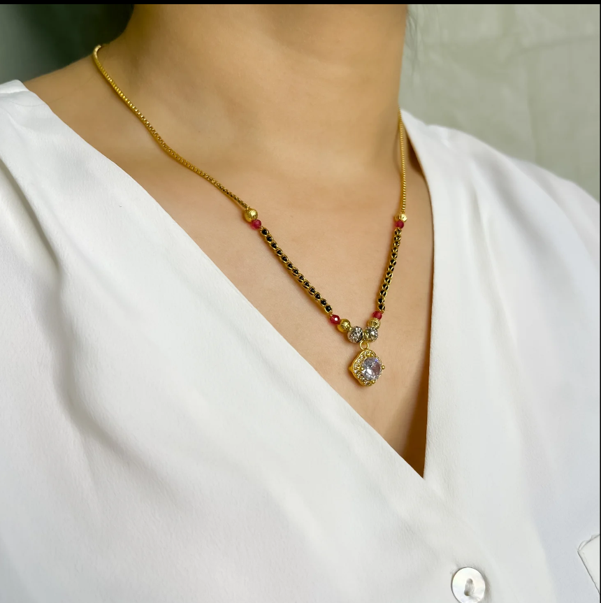 White Round Diamond Mangalsutra For Women