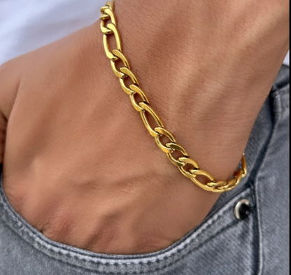 Classic Gold Curb Chain Bracelet (8 Inch)