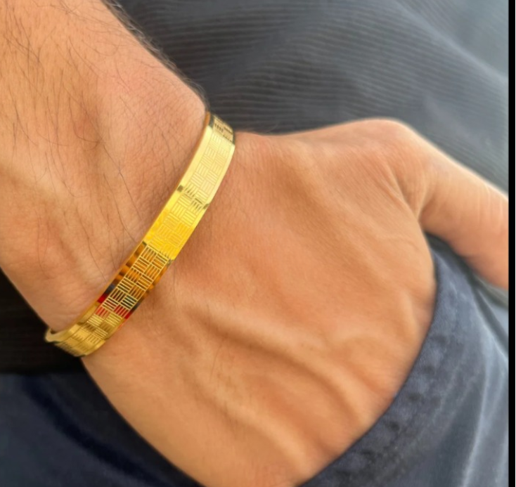 Zig Zag Line Bracelet For Men (7 Inch)